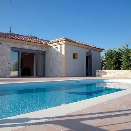 Vila Ameadros Mantzavináta