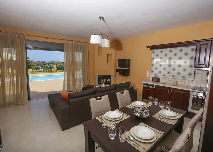 Βίλα Ameadros Μαντζαβινάτα